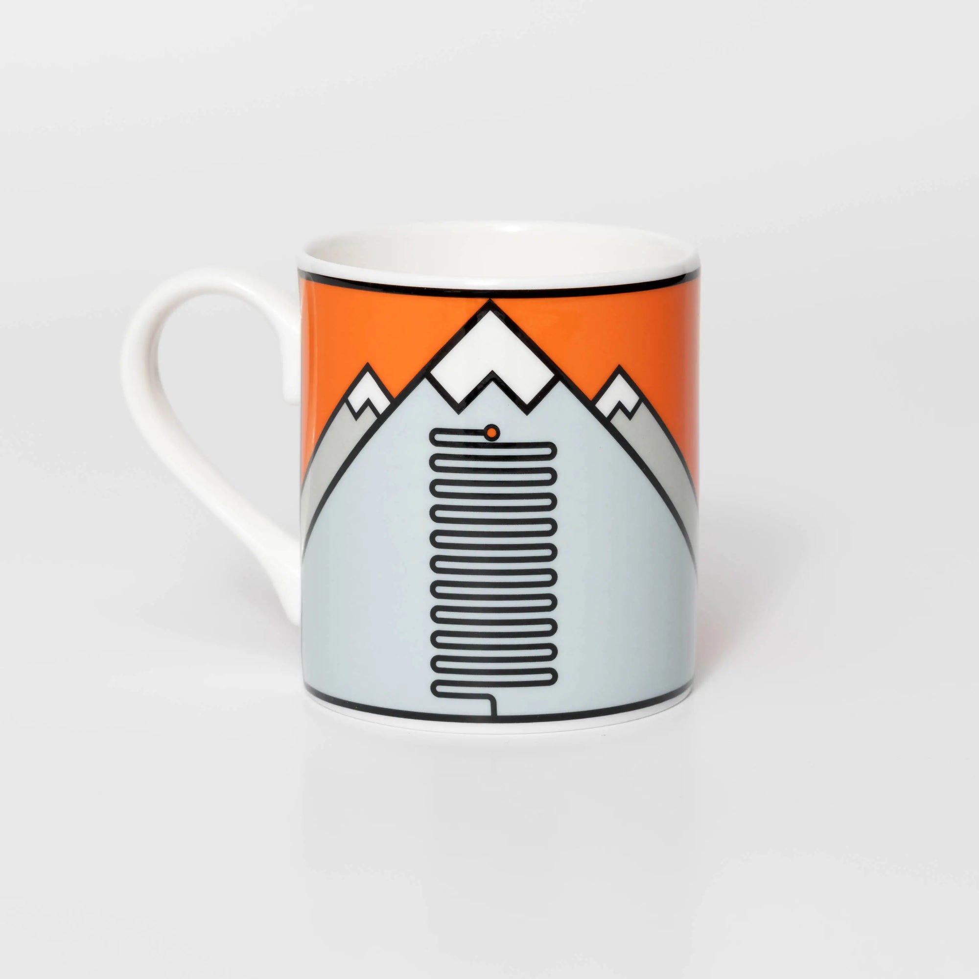 Mug with mountain design on an orange background, featuring the famous 21 hairpins of Alpe D'Huez
